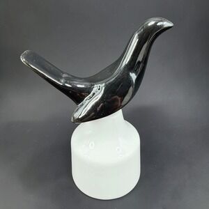 Royal Worcester Porcelain 2 Piece Pie Bird Vent Funnel Black Bird White Base